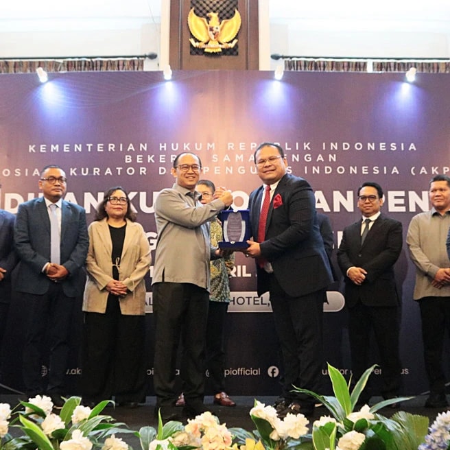 Struktur kepengurusan AKPI